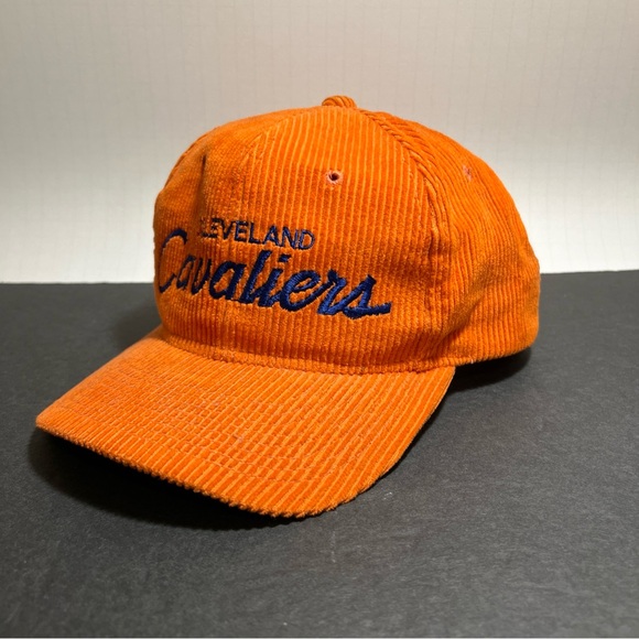 Vintage Cleveland Cavaliers Sports Specialties Corduroy SnapBack Hat 90s NBA